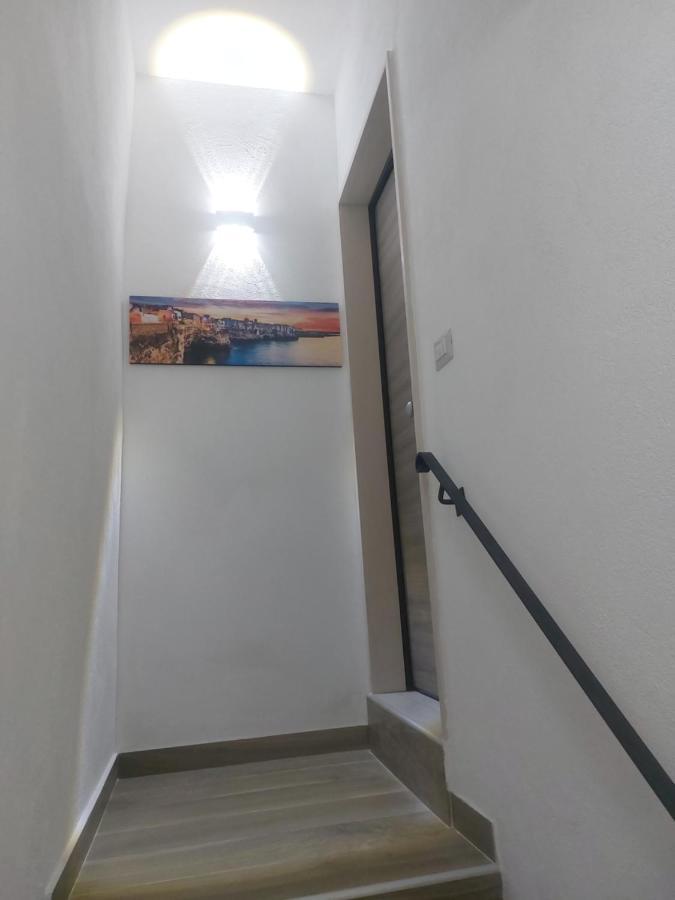 شقة Casa Junno Monte SantʼAngelo المظهر الخارجي الصورة
